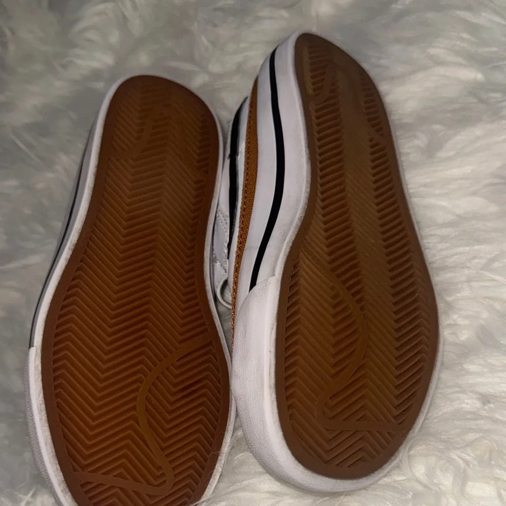 Nike Kids White and Tan Sneakers